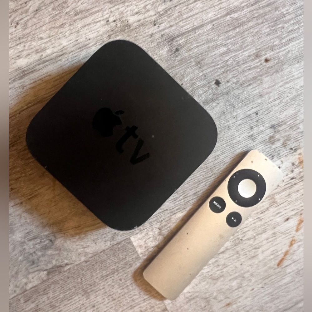 Apple TV device generation six with remote